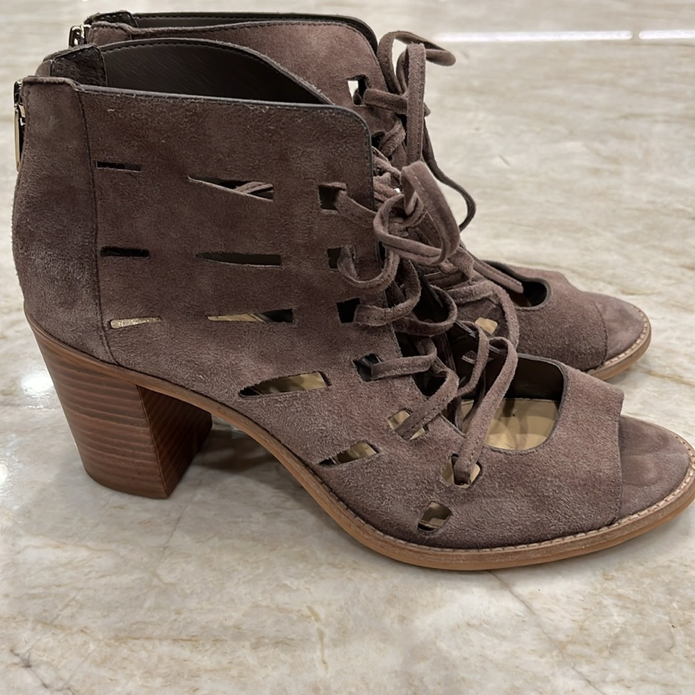 Vince Camuto | Tressa Perforated Lace-Up Heel Sandal | Taupe | Women's 8.5 - Picture 4 of 12